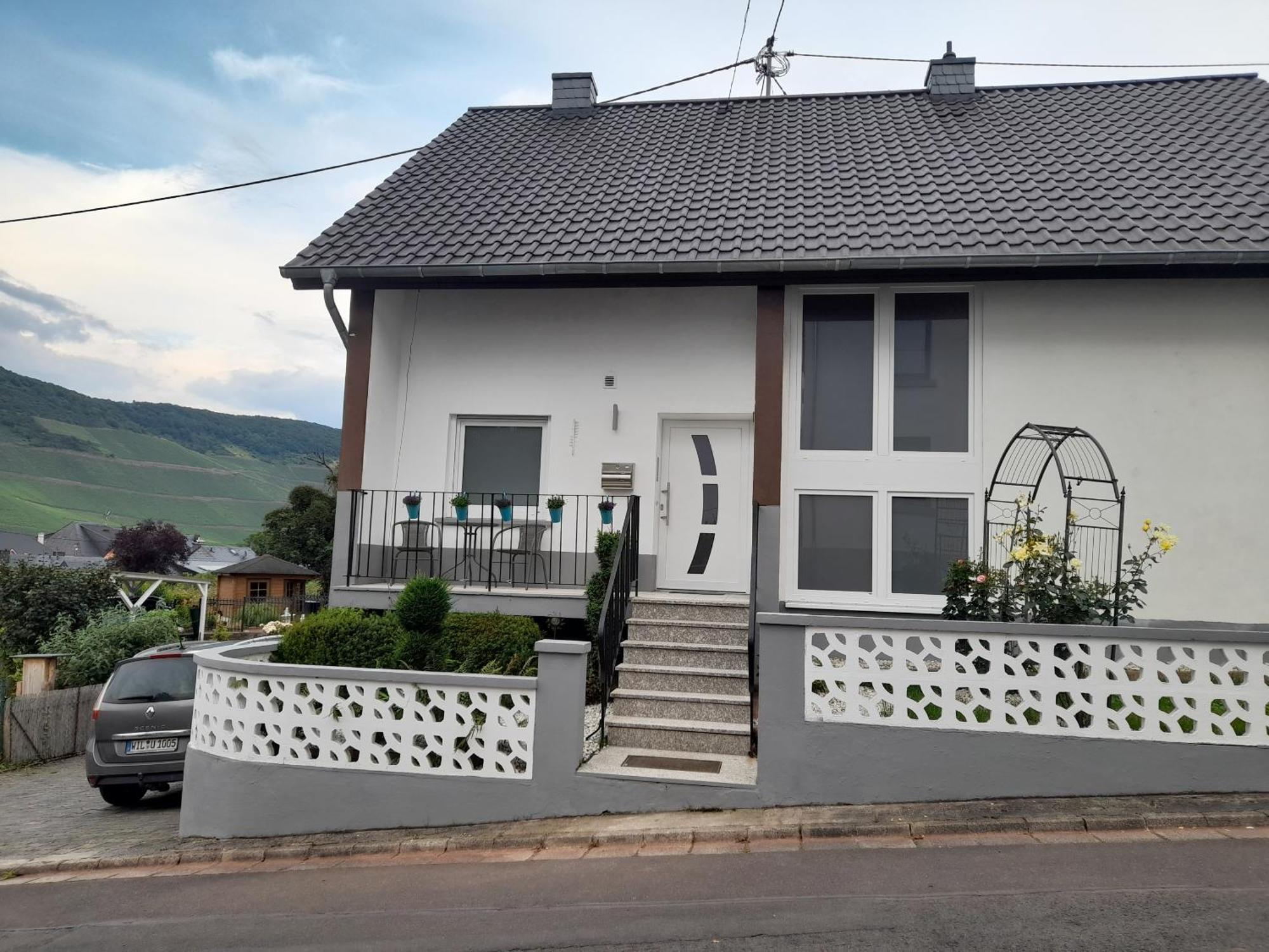 Gaestezimmer Bernkastel - Gaestehaus Barbara Екстер'єр фото
